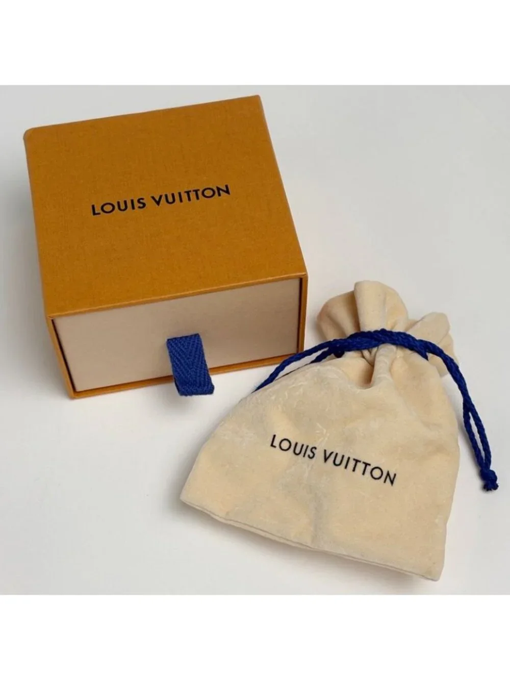 Louis Vuitton Bracelet Fall in Love Monogram Brown - Picture 6 of 6